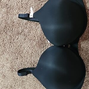 NWT Victoria's Secret Black Push Up Bra 38 DD